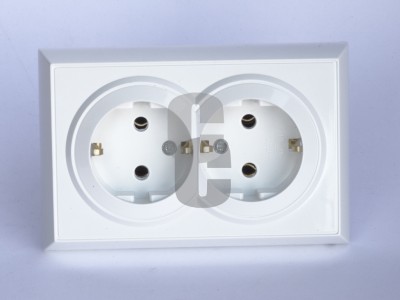 Нови предложения Контакт двоен - М - стар модел - БЯЛ                                                                                                                                                                                                                                                                        